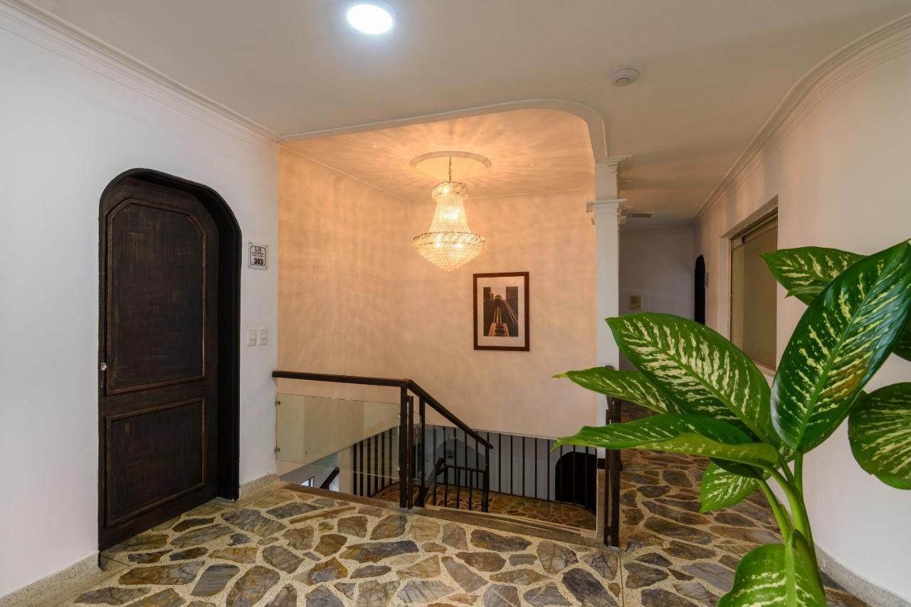 Like Home Hotel Boutique Меделин Екстериор снимка