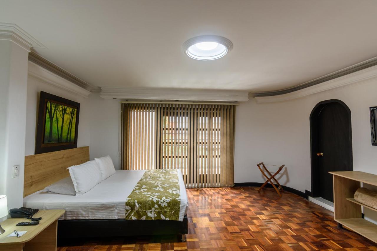 Like Home Hotel Boutique Меделин Екстериор снимка