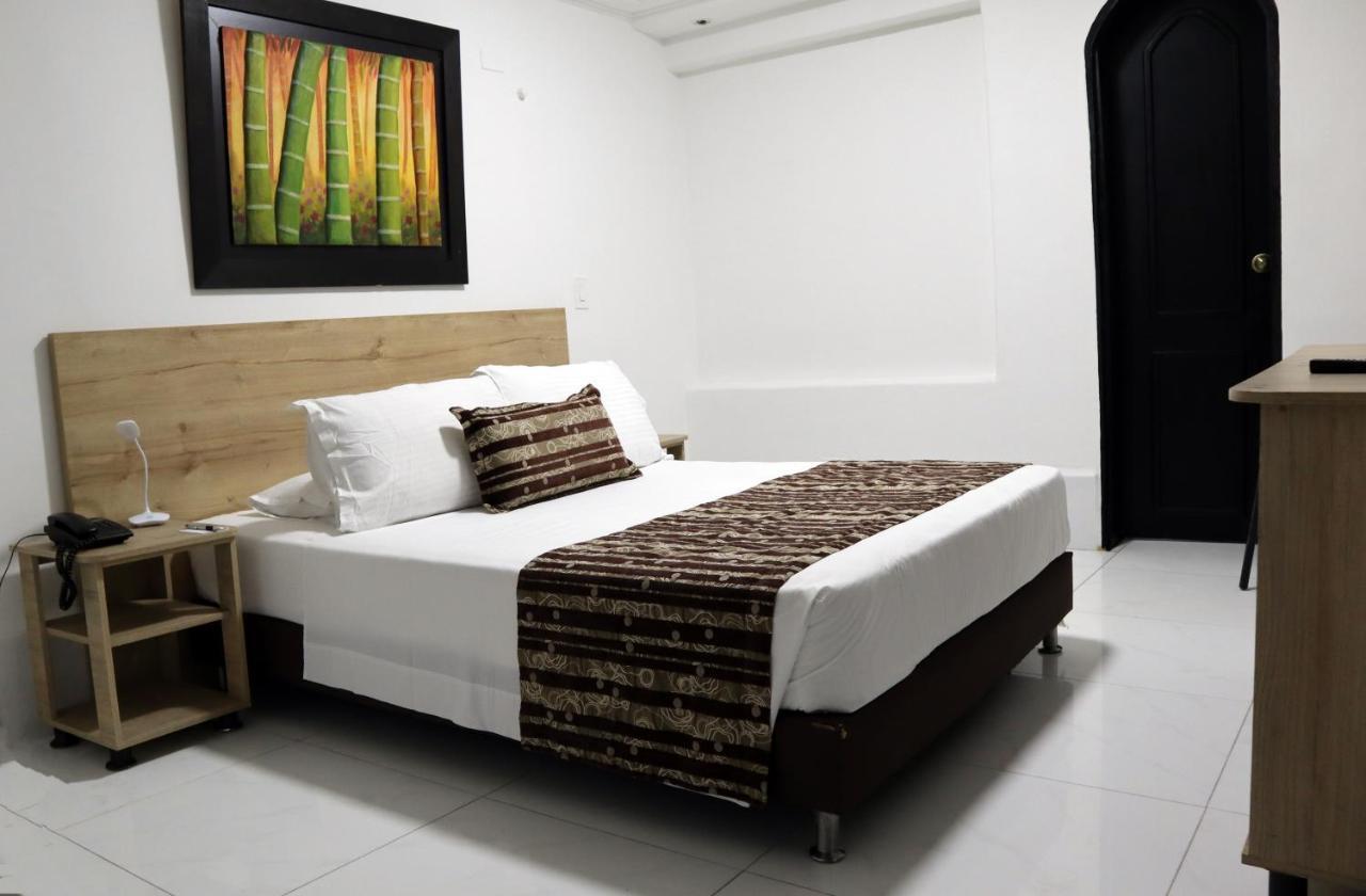 Like Home Hotel Boutique Меделин Екстериор снимка