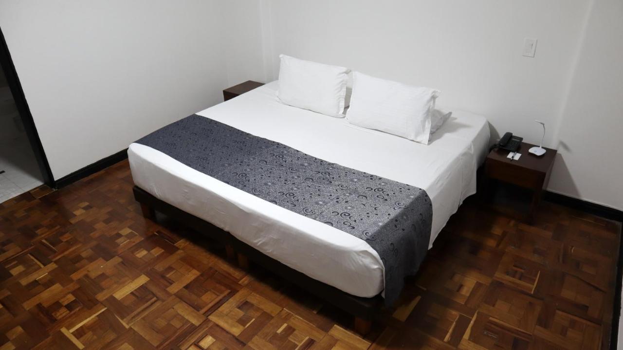 Like Home Hotel Boutique Меделин Екстериор снимка
