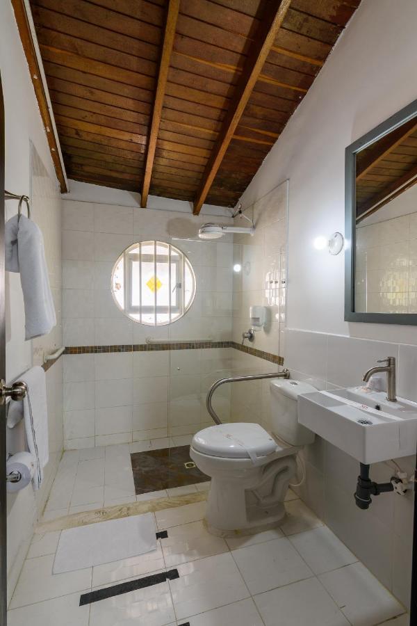 Like Home Hotel Boutique Меделин Екстериор снимка